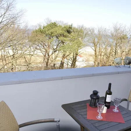 Miramare - 23-34 Apartment